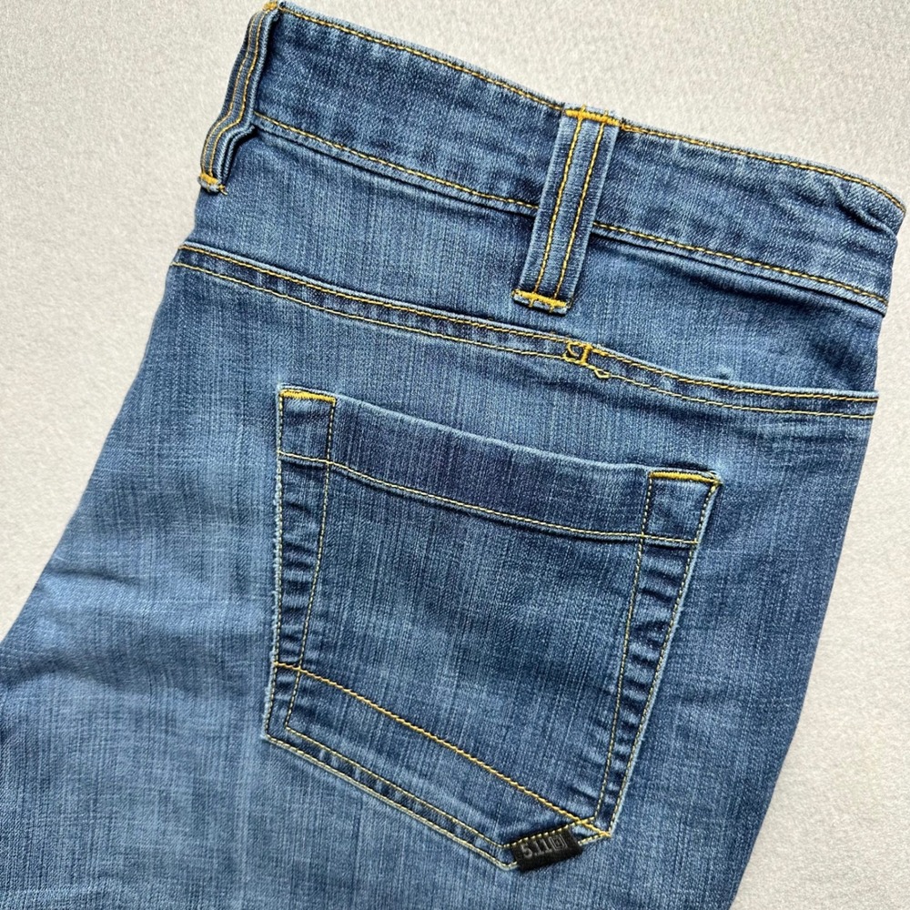 5.11 Tactical Defender-Flex Jeans Mens 38x32 Blue Straight Leg Stretch Denim